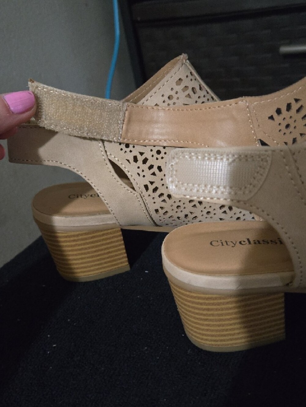 Cityclassified Nude Laser-Cut Slingback Block Heel Sandals - Picture 3 of 5